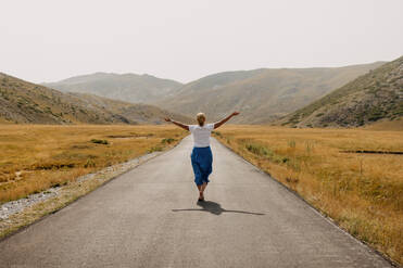 Cosa significa davvero „felicità“ e perché la cerchiamo?